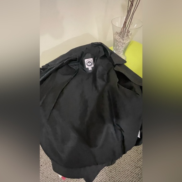 Men Black Leather Jacket zippered pockets - Picture 3 of 4